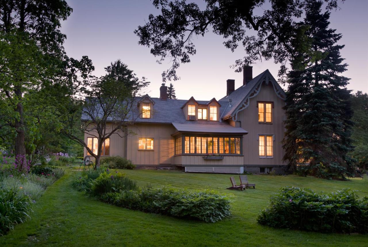 Gothic Eves Inn And Spa Bed And Breakfast Trumansburg 외부 사진