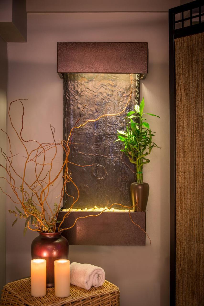 Gothic Eves Inn And Spa Bed And Breakfast Trumansburg 외부 사진